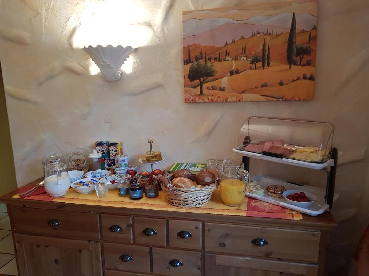 Weingut Und Gaestehaus Henrici Friesenheim is an Ortsgemeinde エクステリア 写真